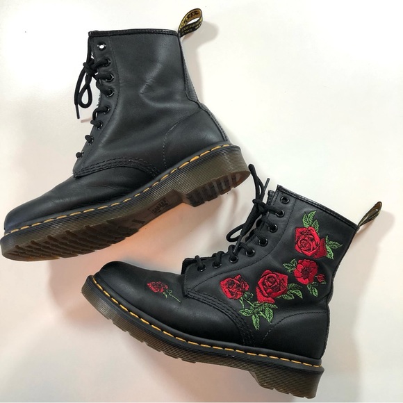 Dr Martens 1460 Vonda Floral Rose Black Leather Lace Up Boots Women’s US Size 7 - Picture 7 of 16